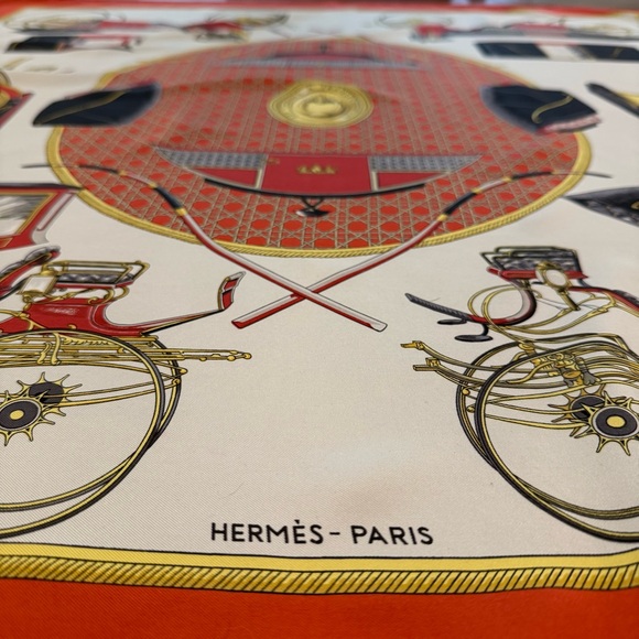Hermès Paris Carriage Print Silk Scarf - Picture 2 of 12